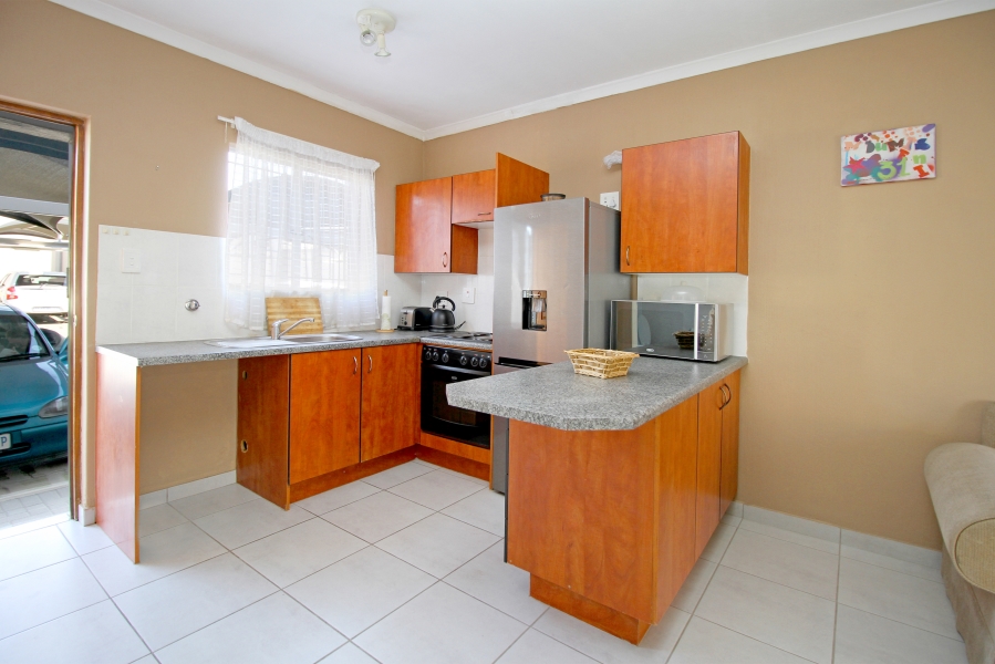 1 Bedroom Property for Sale in Greenstone Hill Gauteng