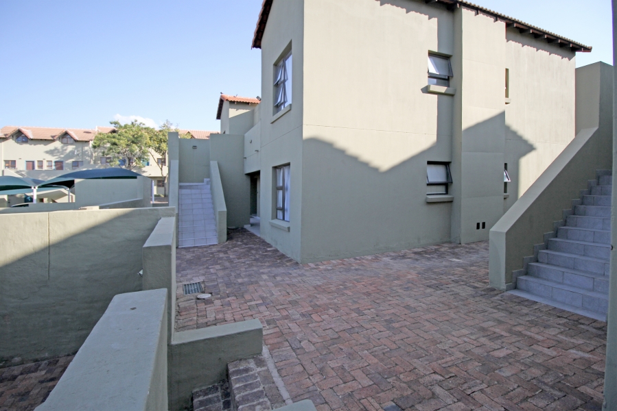 2 Bedroom Property for Sale in Ferndale Gauteng