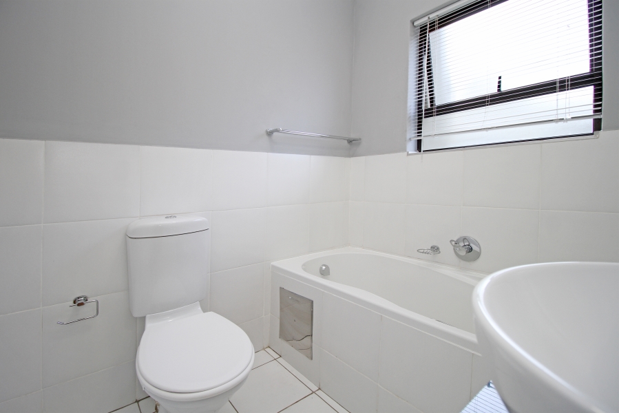 2 Bedroom Property for Sale in Ferndale Gauteng