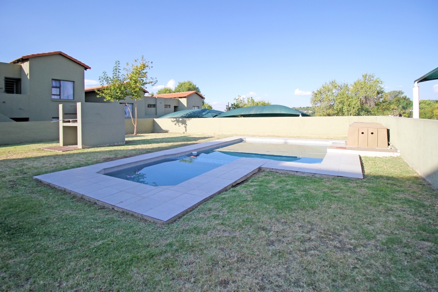 2 Bedroom Property for Sale in Ferndale Gauteng