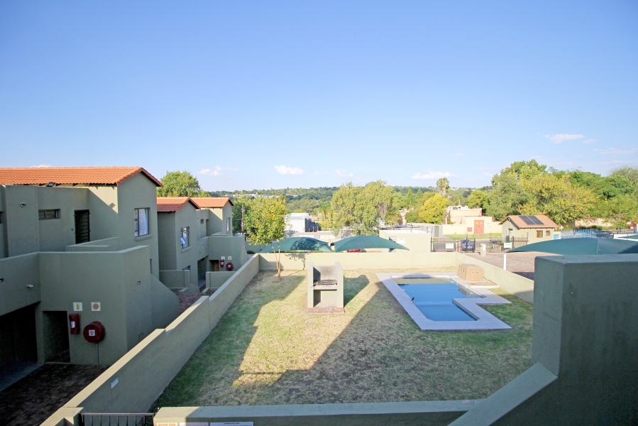 2 Bedroom Property for Sale in Ferndale Gauteng