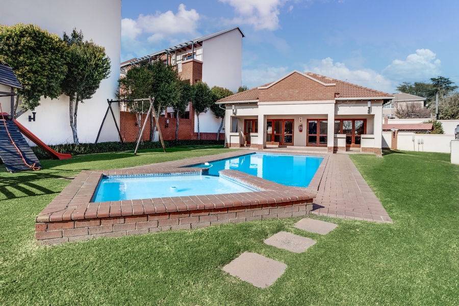 2 Bedroom Property for Sale in Paulshof Gauteng