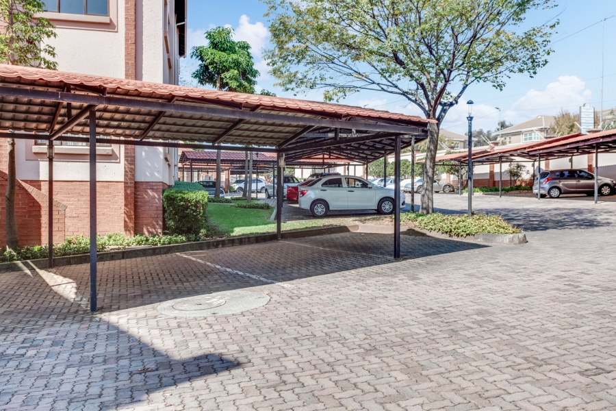 2 Bedroom Property for Sale in Paulshof Gauteng