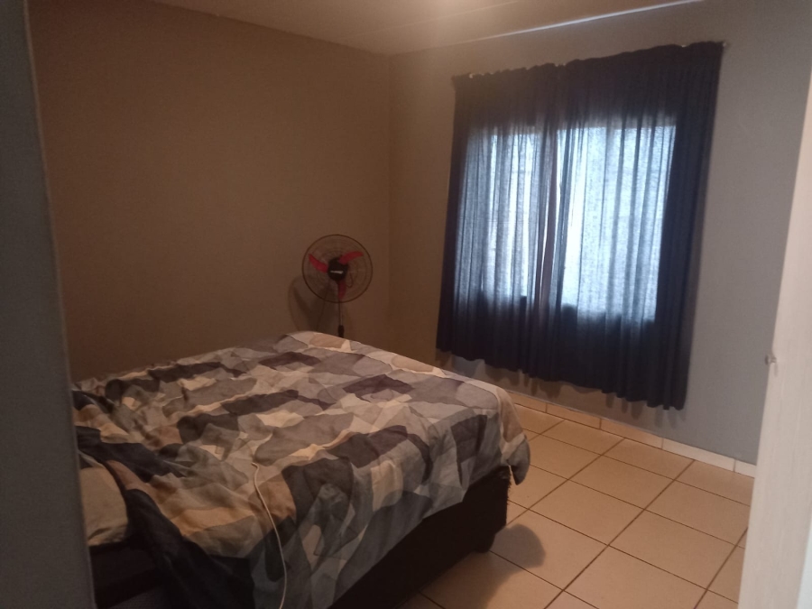 To Let 2 Bedroom Property for Rent in Elspark Gauteng