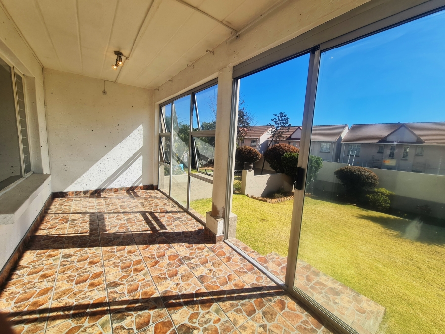 2 Bedroom Property for Sale in Eden Glen Gauteng