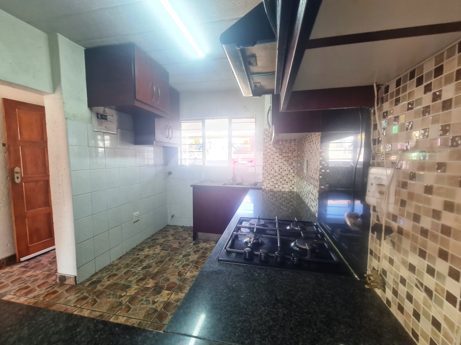 2 Bedroom Property for Sale in Eden Glen Gauteng