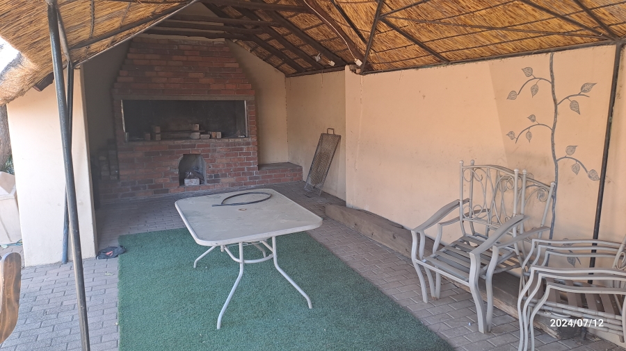 3 Bedroom Property for Sale in Pretoria Gardens Gauteng