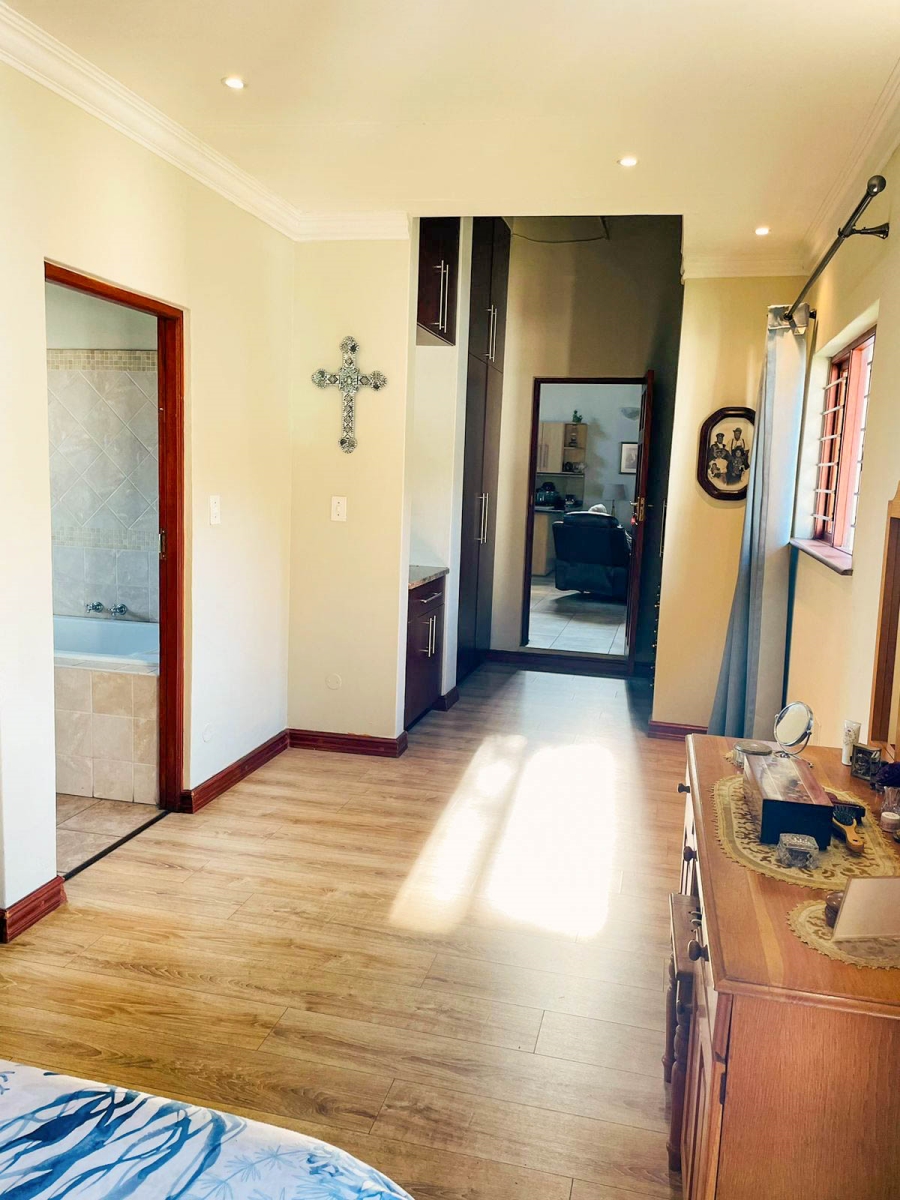 4 Bedroom Property for Sale in Fourways Gauteng