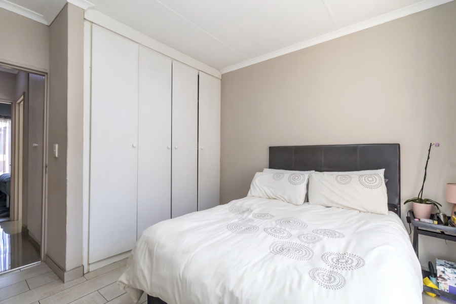 3 Bedroom Property for Sale in Honeypark Gauteng