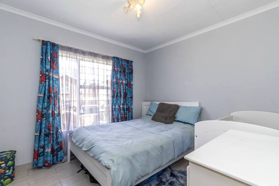 3 Bedroom Property for Sale in Honeypark Gauteng