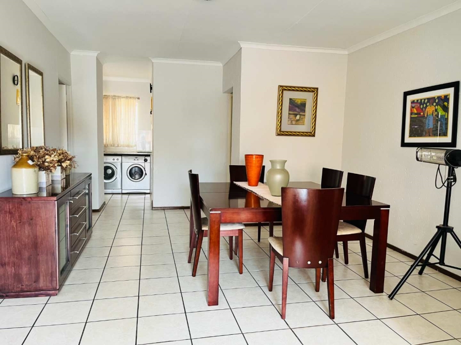 3 Bedroom Property for Sale in Buccleuch Gauteng