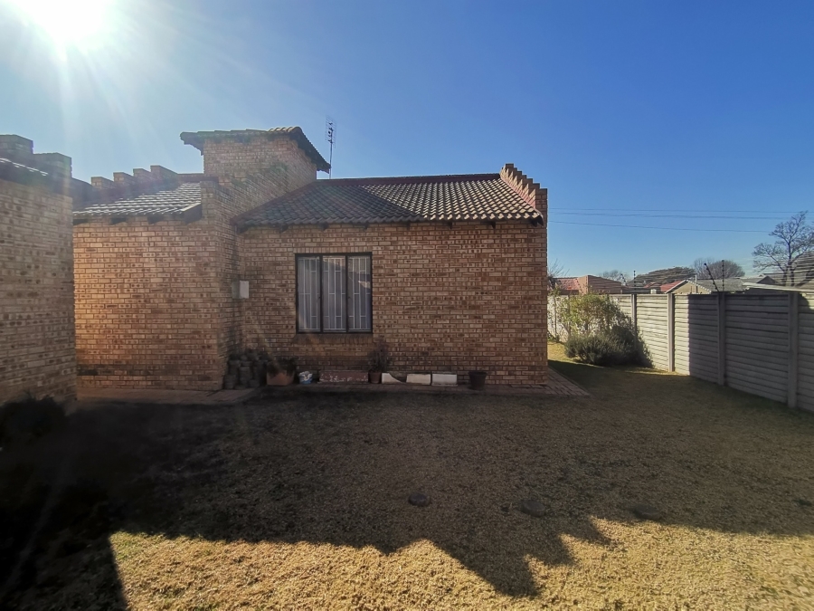 3 Bedroom Property for Sale in Kibler Park Gauteng