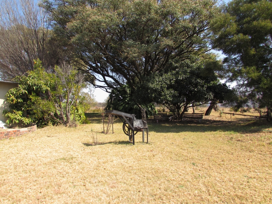 5 Bedroom Property for Sale in Agricultural Holding 475 Gauteng