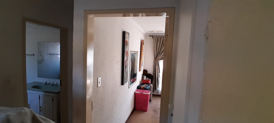 2 Bedroom Property for Sale in Benoni Central Gauteng