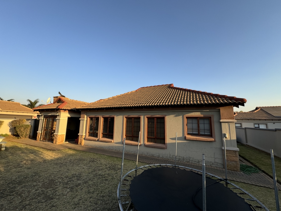 3 Bedroom Property for Sale in Sunair Park Gauteng