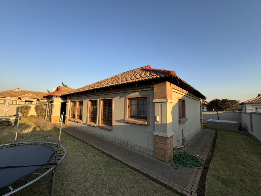 3 Bedroom Property for Sale in Sunair Park Gauteng