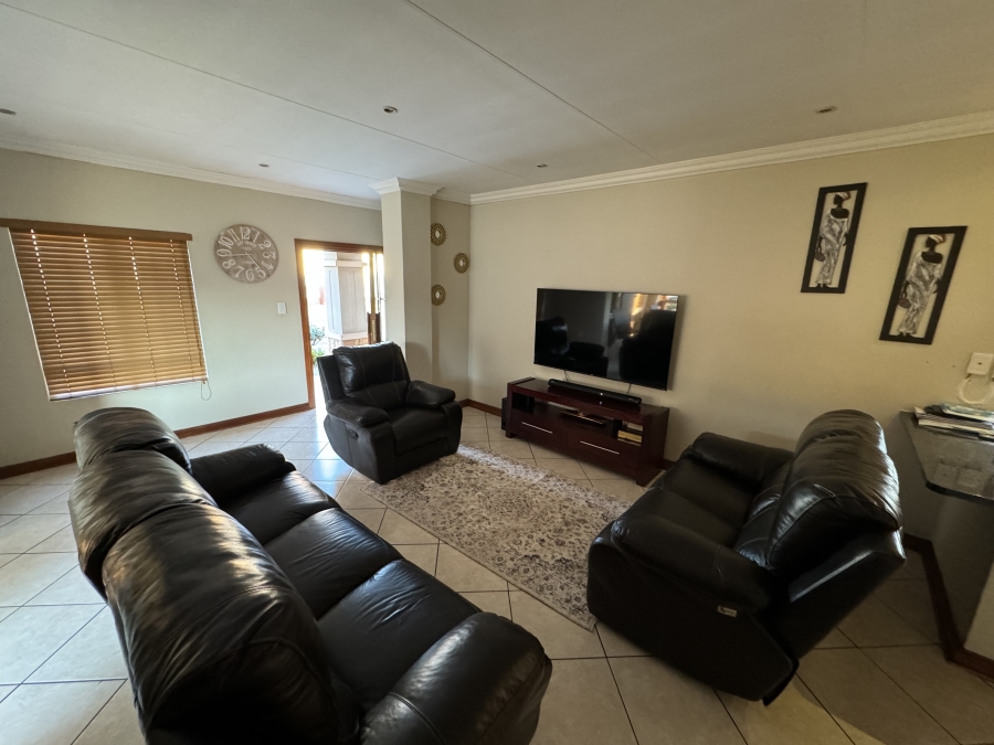 3 Bedroom Property for Sale in Sunair Park Gauteng