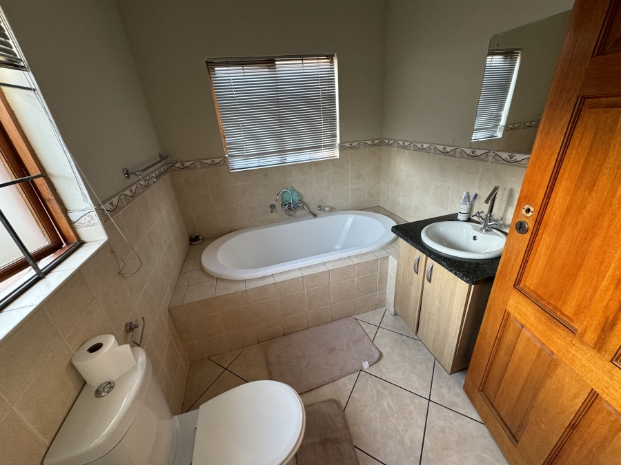 3 Bedroom Property for Sale in Sunair Park Gauteng