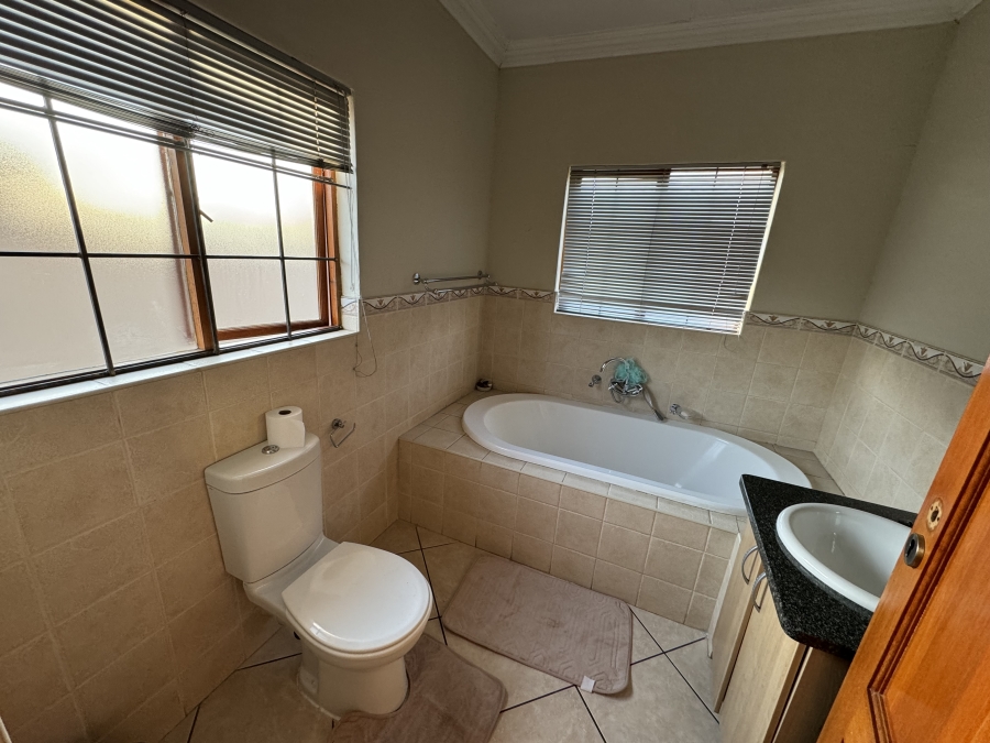 3 Bedroom Property for Sale in Sunair Park Gauteng