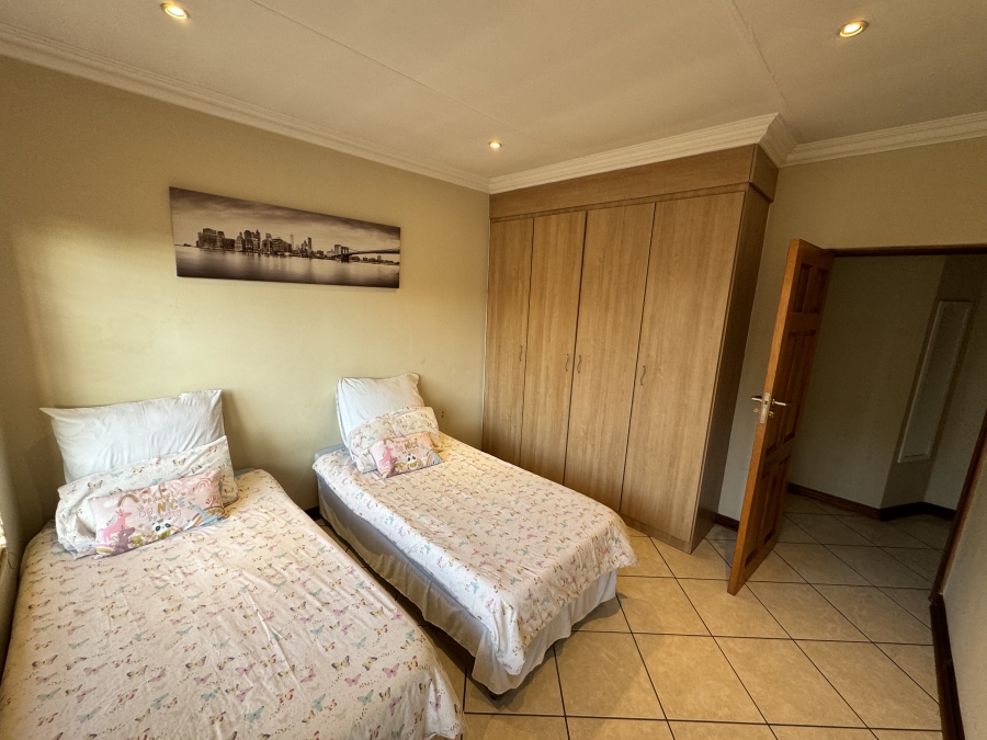 3 Bedroom Property for Sale in Sunair Park Gauteng