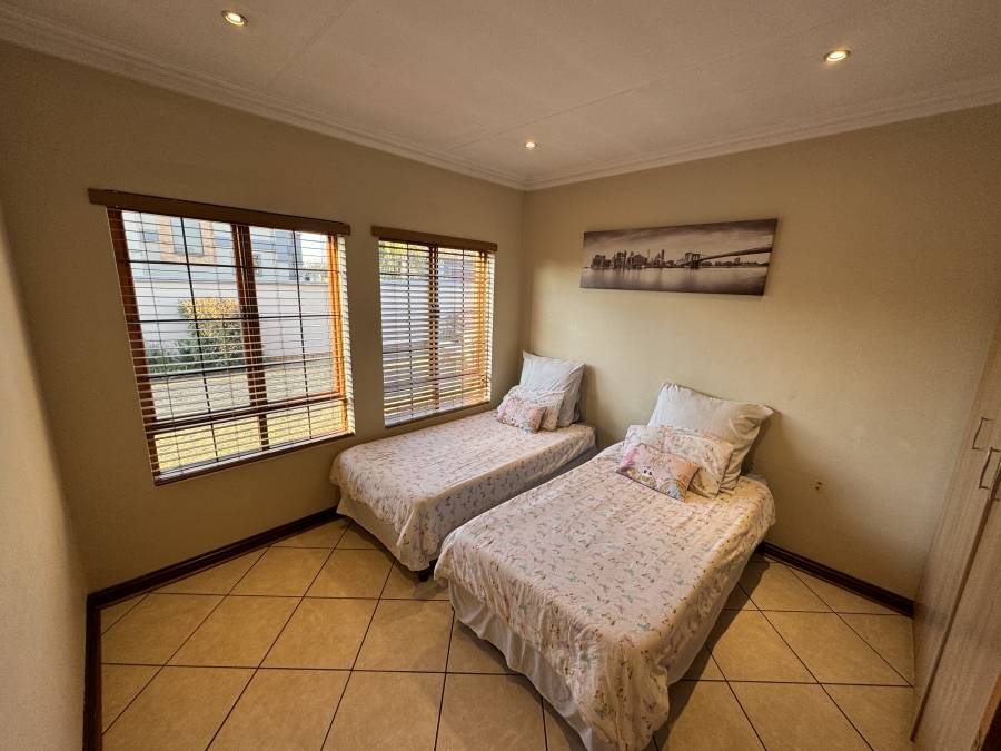 3 Bedroom Property for Sale in Sunair Park Gauteng