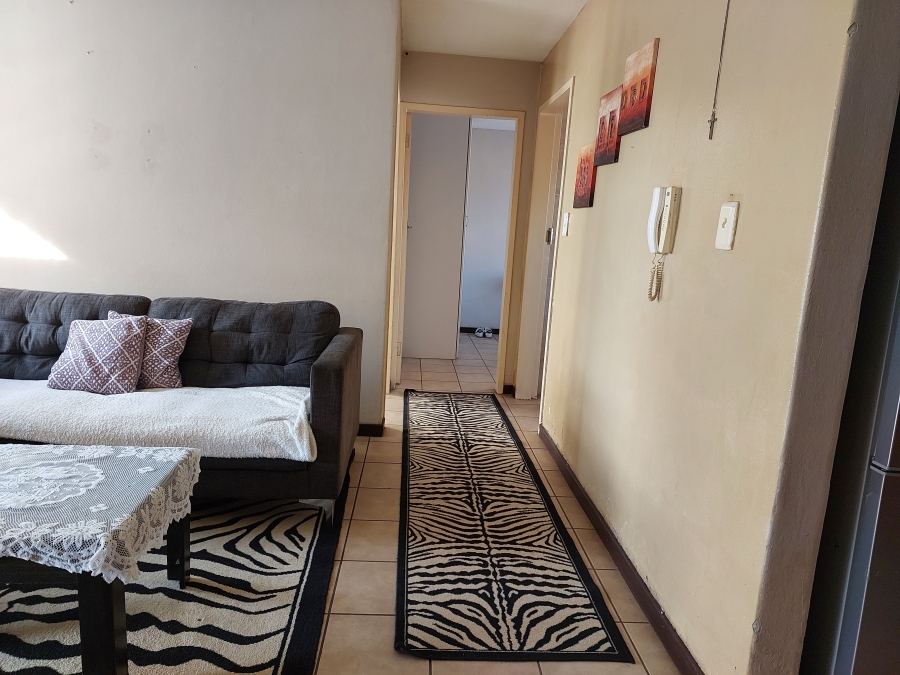 To Let 2 Bedroom Property for Rent in Riversdale Gauteng