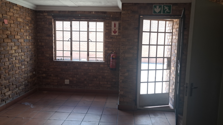 To Let commercial Property for Rent in Morehill Gauteng