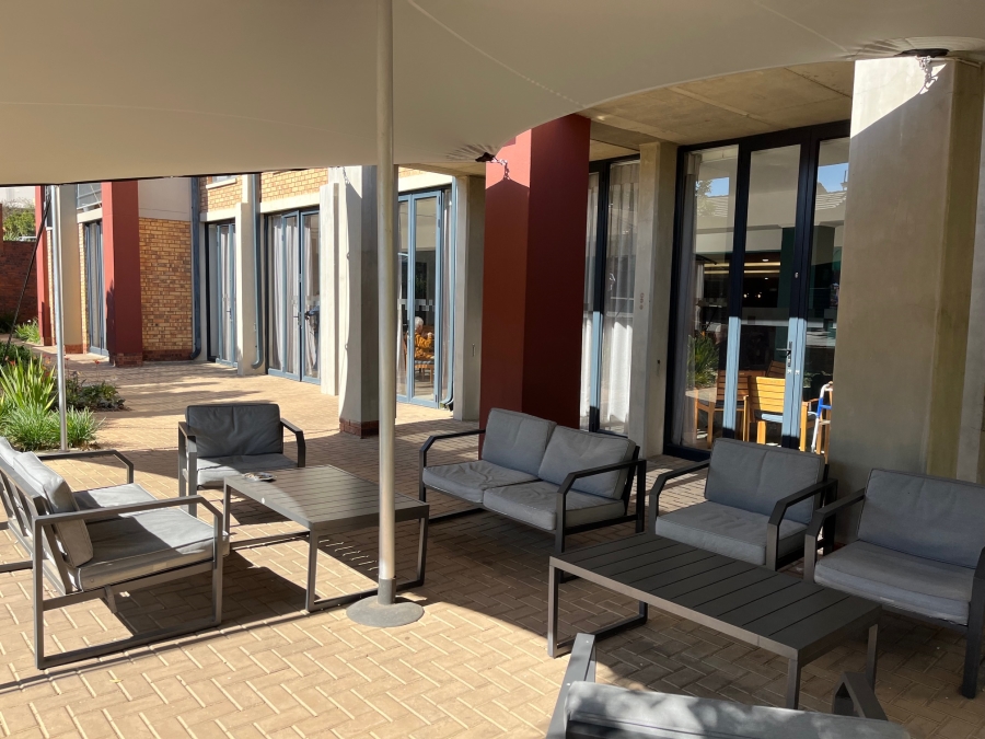 2 Bedroom Property for Sale in North Riding Gauteng