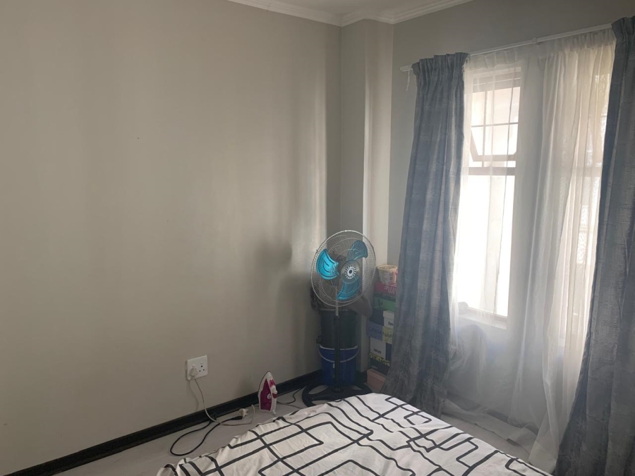 2 Bedroom Property for Sale in Kosmosdal Gauteng