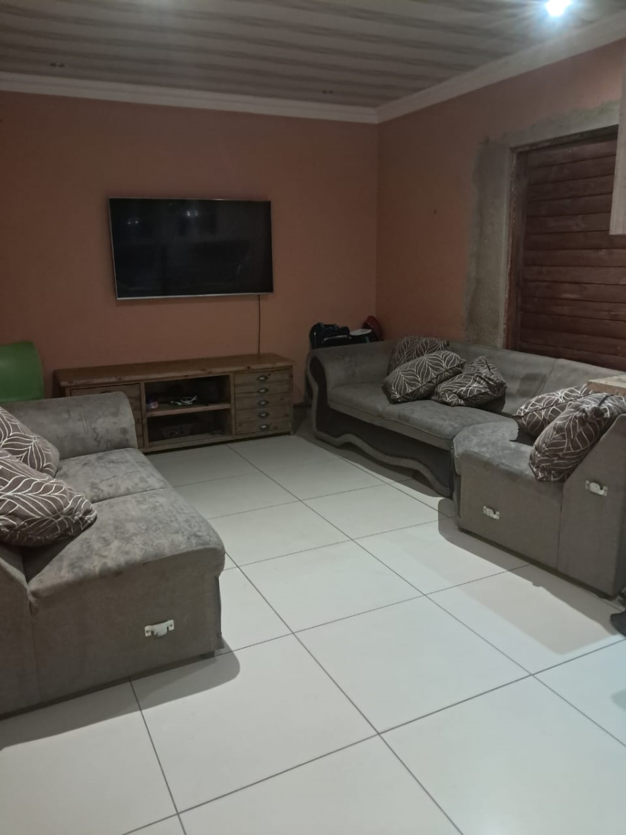 6 Bedroom Property for Sale in Salfin Gauteng