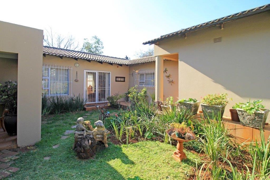 5 Bedroom Property for Sale in Dunvegan Gauteng