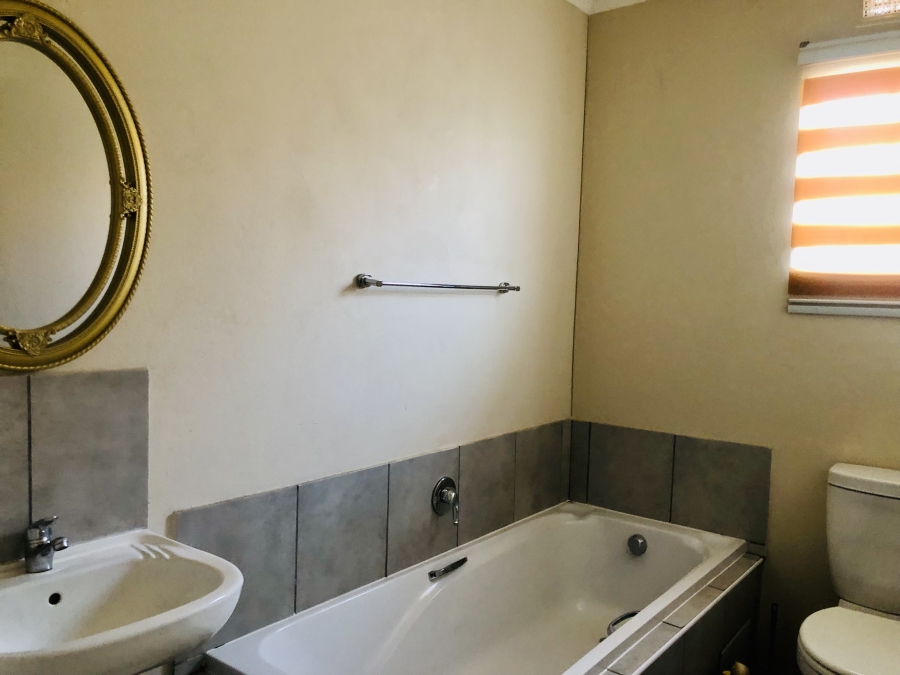 3 Bedroom Property for Sale in Sky City Gauteng