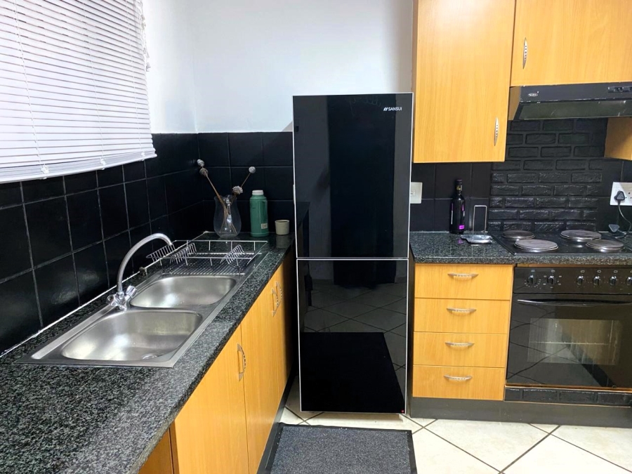 2 Bedroom Property for Sale in Sunninghill Gauteng