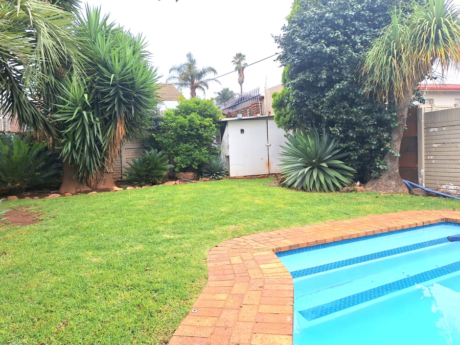 3 Bedroom Property for Sale in Sophiatown Gauteng