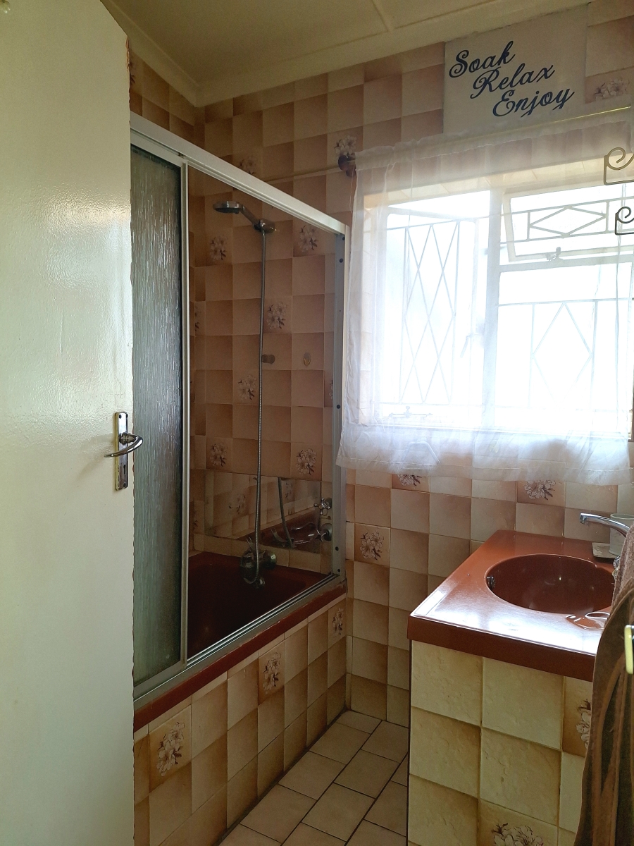 3 Bedroom Property for Sale in Sophiatown Gauteng