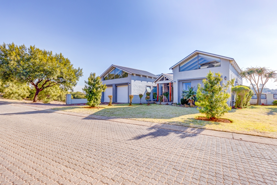 4 Bedroom Property for Sale in Copperleaf Estate Gauteng