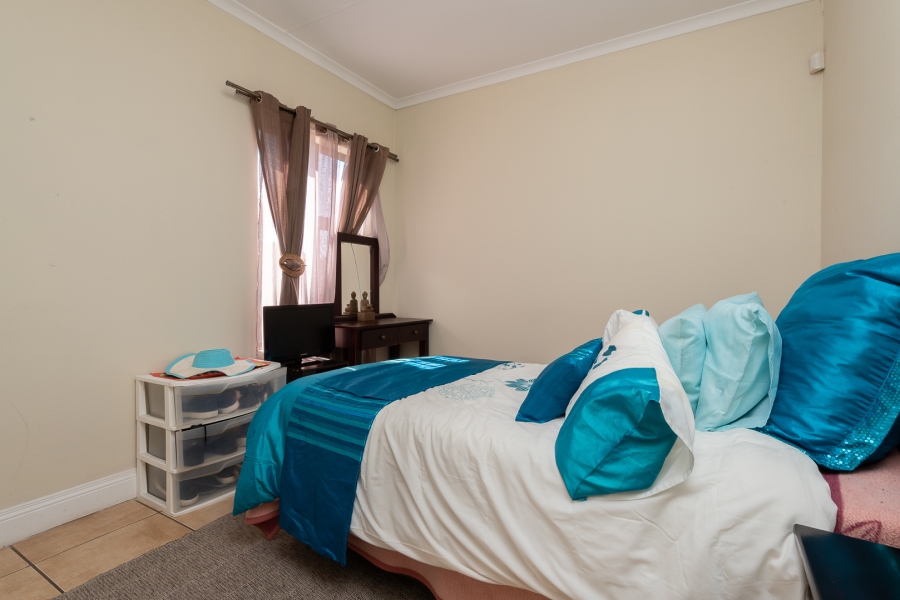 4 Bedroom Property for Sale in Mulbarton Gauteng