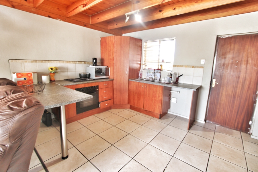 2 Bedroom Property for Sale in Klipfontein Gauteng