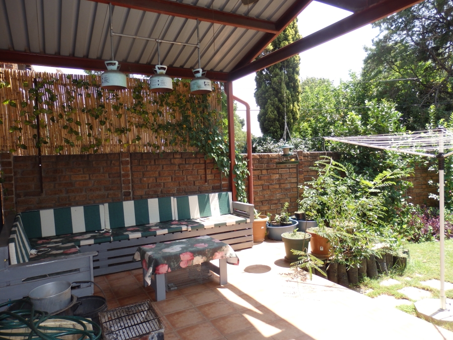 To Let 2 Bedroom Property for Rent in Wierda Park Gauteng