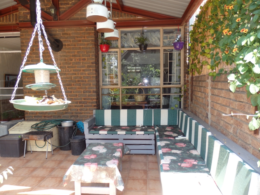 To Let 2 Bedroom Property for Rent in Wierda Park Gauteng