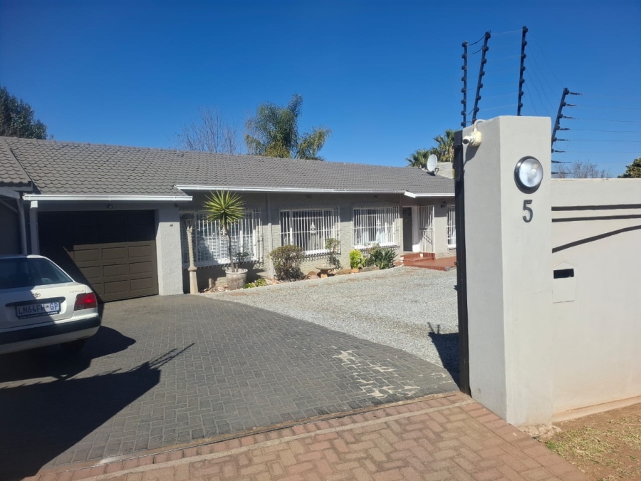 4 Bedroom Property for Sale in Eastleigh Gauteng