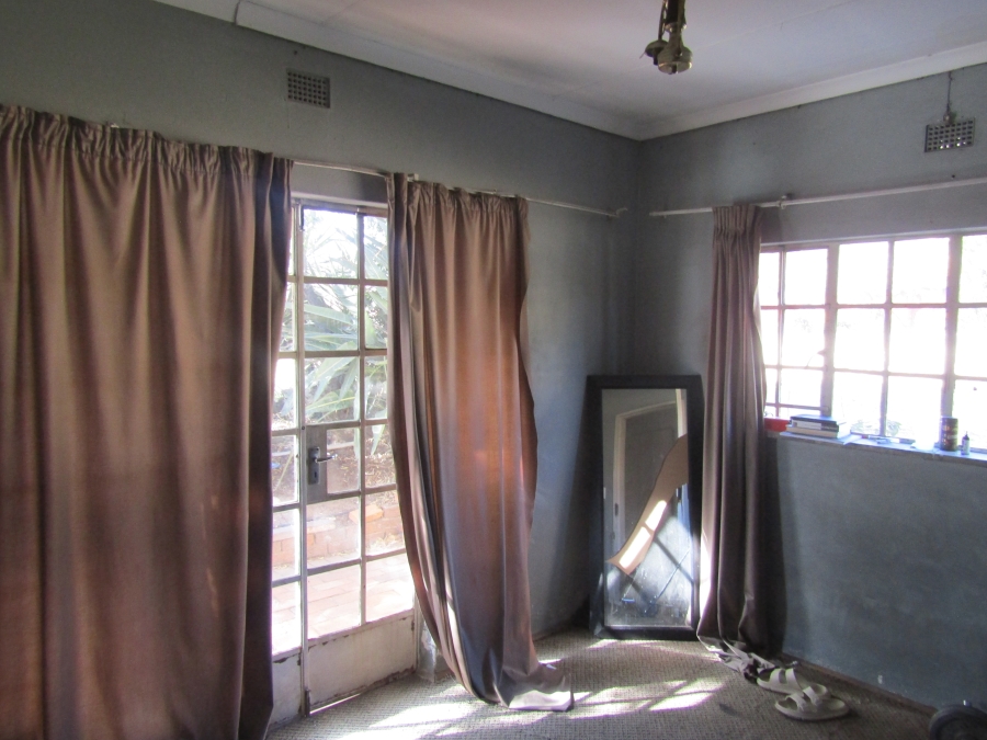 4 Bedroom Property for Sale in Lombardy East Gauteng