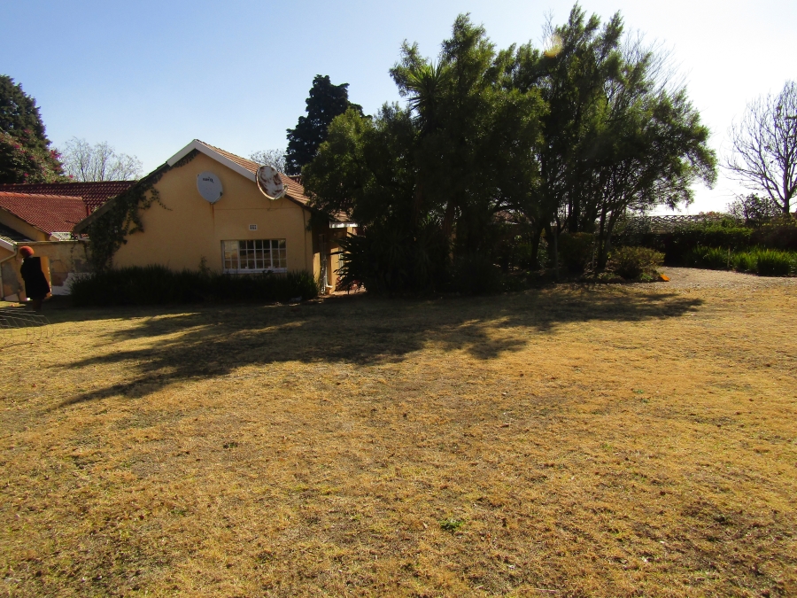 4 Bedroom Property for Sale in Lombardy East Gauteng