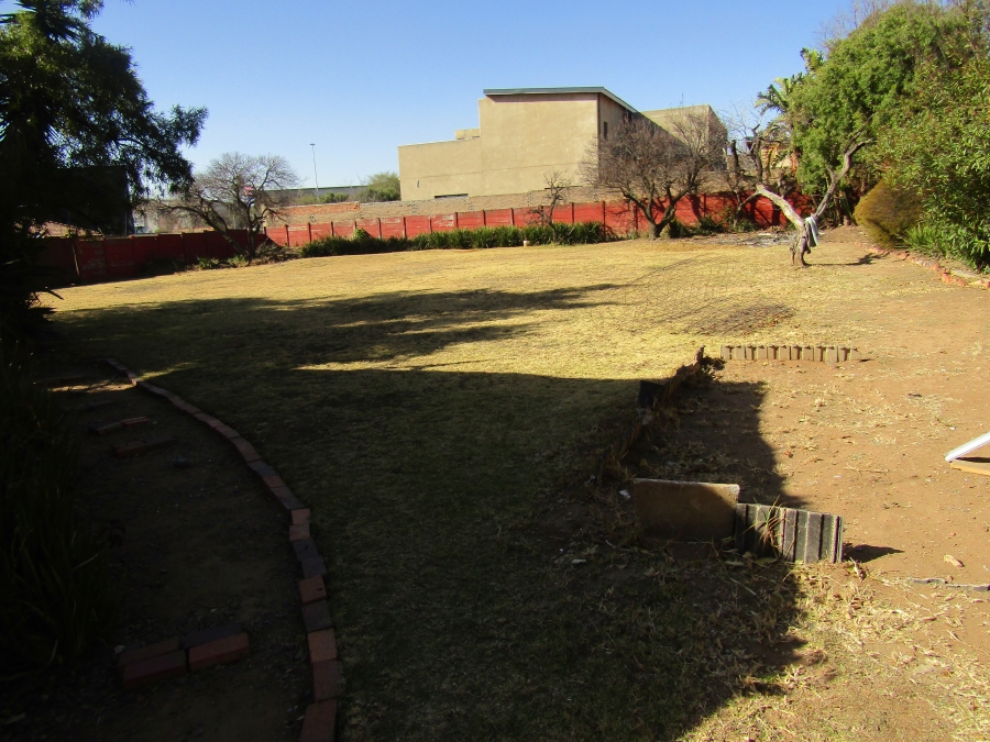 4 Bedroom Property for Sale in Lombardy East Gauteng