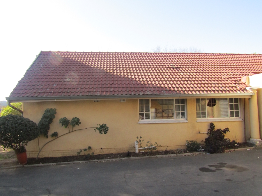 4 Bedroom Property for Sale in Lombardy East Gauteng