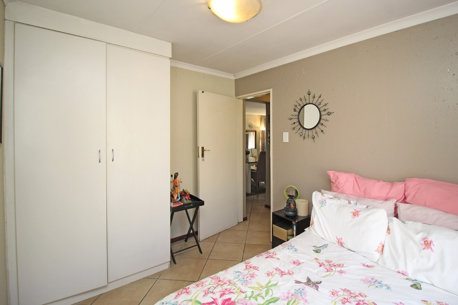 3 Bedroom Property for Sale in Buccleuch Gauteng