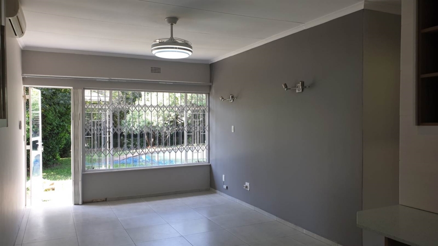 To Let 1 Bedroom Property for Rent in Woodmead Gauteng