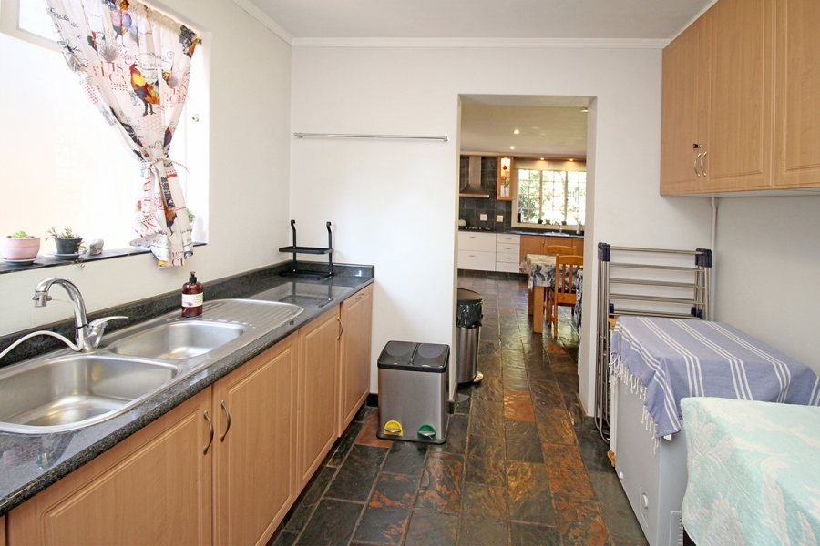 3 Bedroom Property for Sale in Thornhill Estate Gauteng