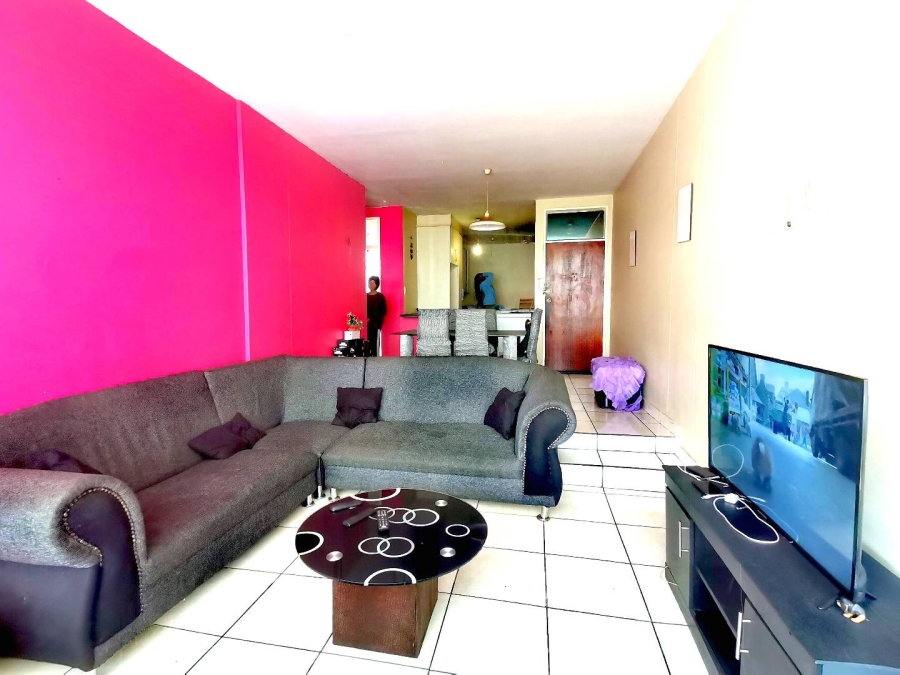 2 Bedroom Property for Sale in Yeoville Gauteng