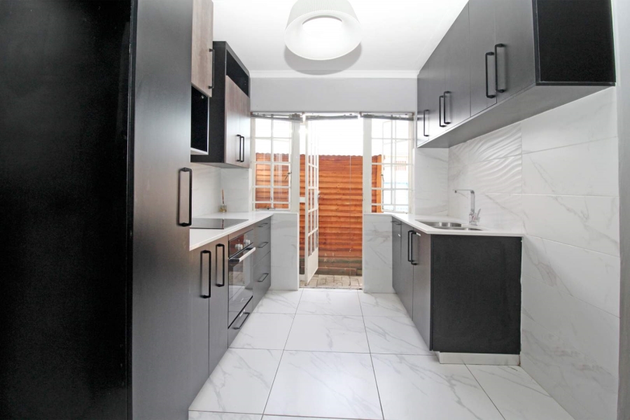 2 Bedroom Property for Sale in Kelvin Gauteng